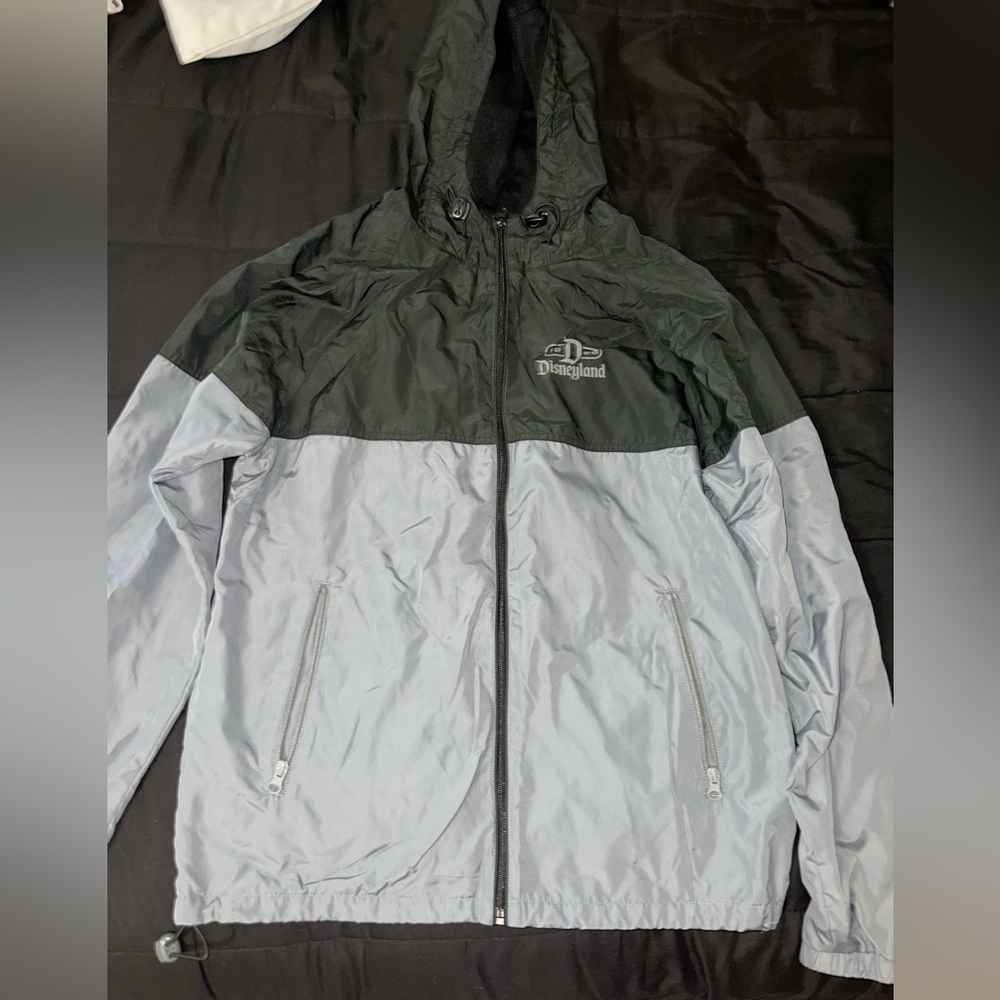 Disney Black and Gray Windbreaker Jacket Size Small (Used In Great Condition)